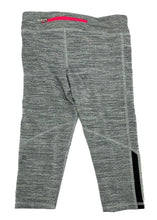 Load image into Gallery viewer, C9 Champion Girls' Elevated Performance Duo Dry+ Capri Leggings, Black - New