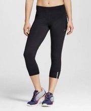 Load image into Gallery viewer, Champion Women's Freedom Run Vented Capri Duo Dry Leggings w/Zip Pocket Black XS