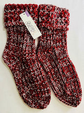 Load image into Gallery viewer, Gilligan & O'Malley™ Woven Slipper Socks - Red Velvet - One Size - New