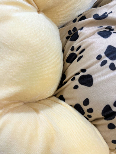 Plush Cushioned Paw Print Pet Bed - Size Medium - 28