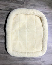 Load image into Gallery viewer, &lt;p&gt;&lt;strong&gt;Ultra Soft Padded Plush Sherpa Pet Bed for Dogs &amp; Cats - 27&quot; x 25&quot; x 3&quot;&lt;/strong&gt;&lt;/p&gt;
