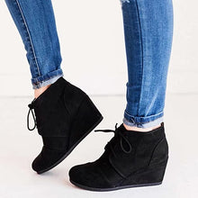Load image into Gallery viewer, Women&#39;s Dolce Vita Terri Black Size 5.5 Lace Up Wedge Booties
